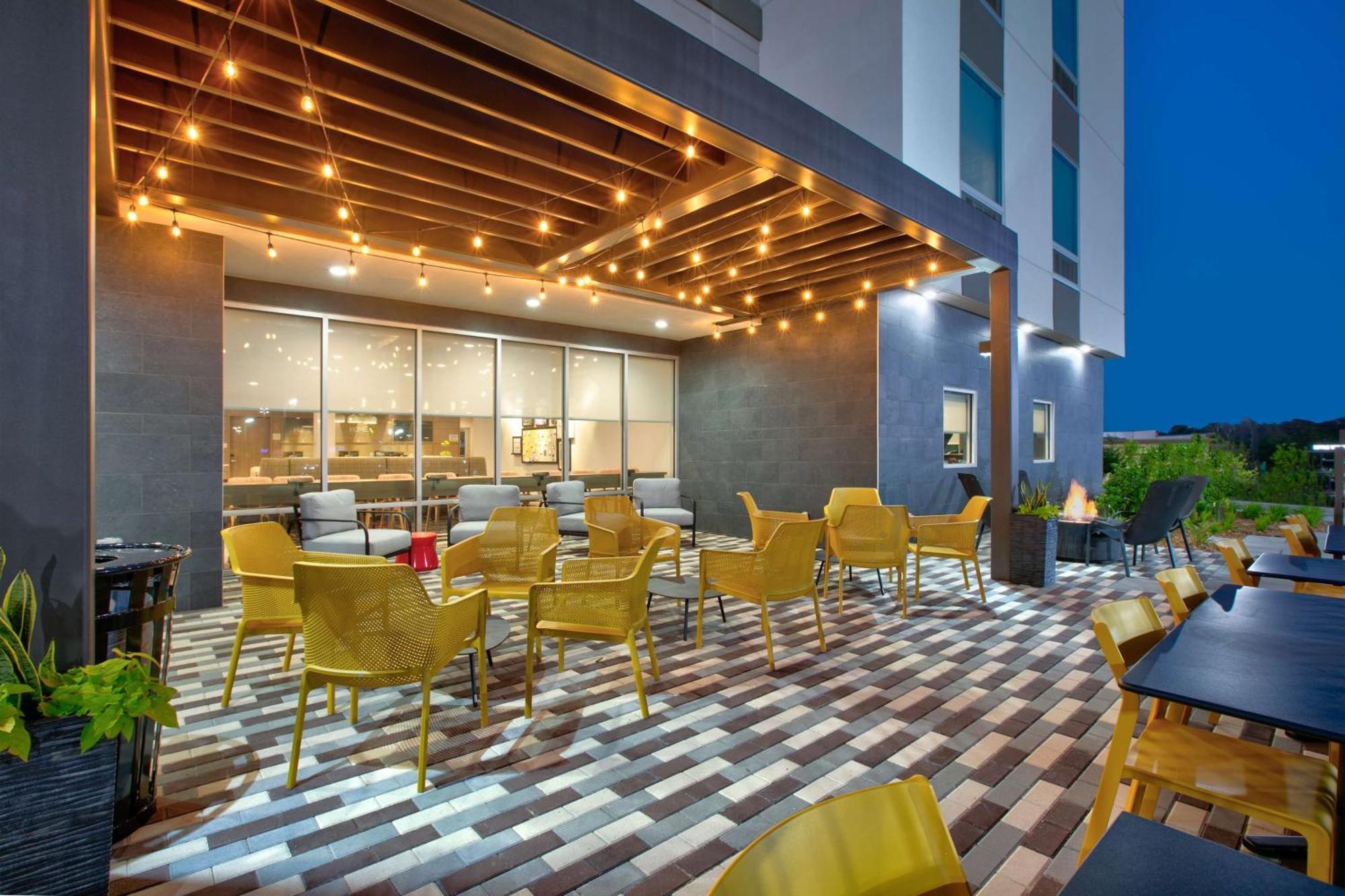 Home2 Suites By Hilton Huntsville, Tx Buitenkant foto